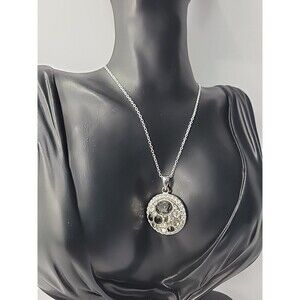 Vintage Silver Tone Rhinestones Pendant Necklace Black Clear Crystal‎ Round